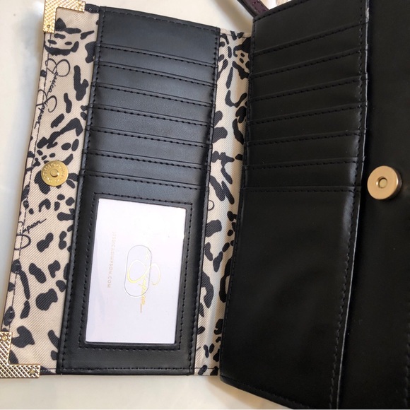 Jessica Simpson Large Fiona Faux Leather Wallet Color Mulberry NWT - Picture 10 of 13